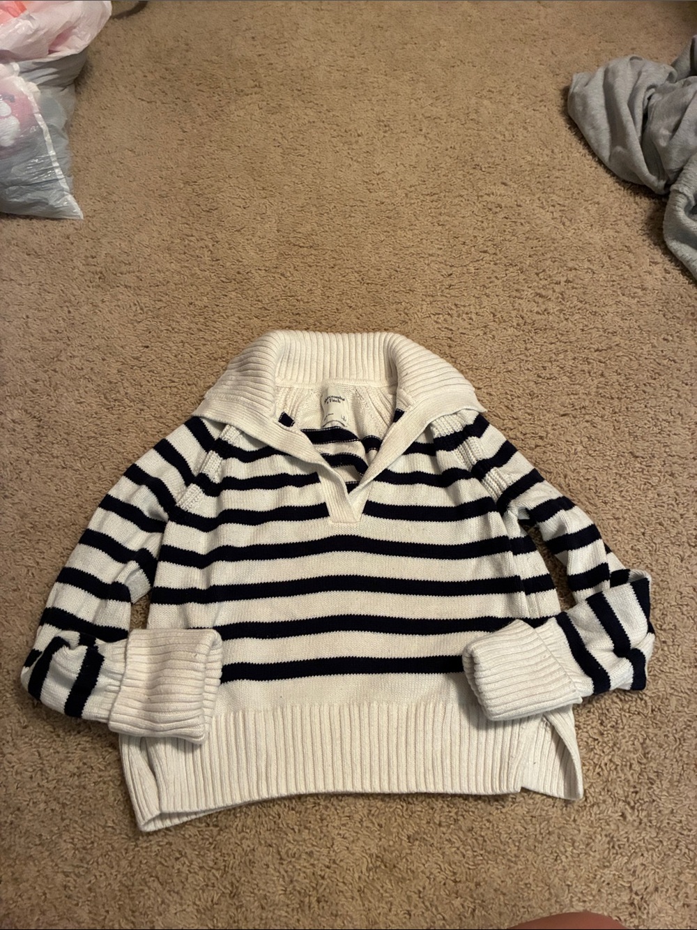 Abercrombie & Fitch Cream and Black Striped Shawl-Collar Sweater (size small)